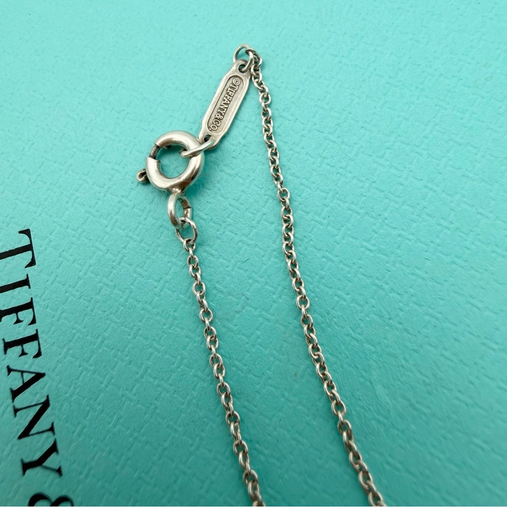 Tiffany & Co. 16” XL enchant filigree heart w key necklace sterling silver - Picture 6 of 10